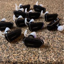 Wireless Bluetooth Bose headset