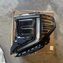 2022, 2023, 2024 GMC Sierra Headlight Driver ( New Truck Parts )