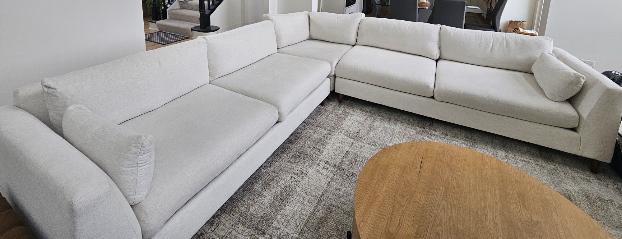Crate and barrel Sectional SOFA