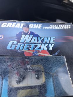 Wayne Gretzky Action figure collectible