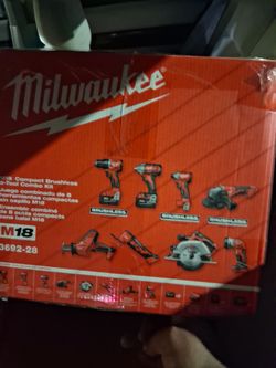 Milwaukee M18 Compact Brushless 8-Tool Combo Kit
