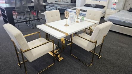 Dining room set