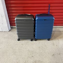 Luggage Each Only 30$ Size 24 In