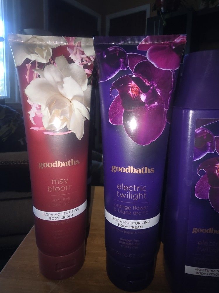 ποΈ2 FOR $5 LARGE BOTTLES 10 OZ BODY CREAM OR SCRUB. MIX AND MATCH