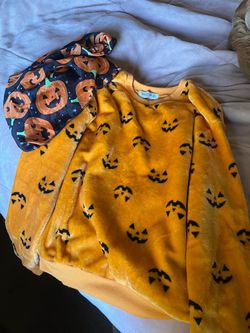 Halloween sweater and scarf