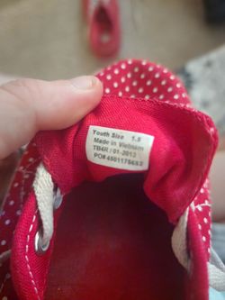 VANS Red Polka Dot Canvas Sneakers Youth Size 1.5 equivalent to 3