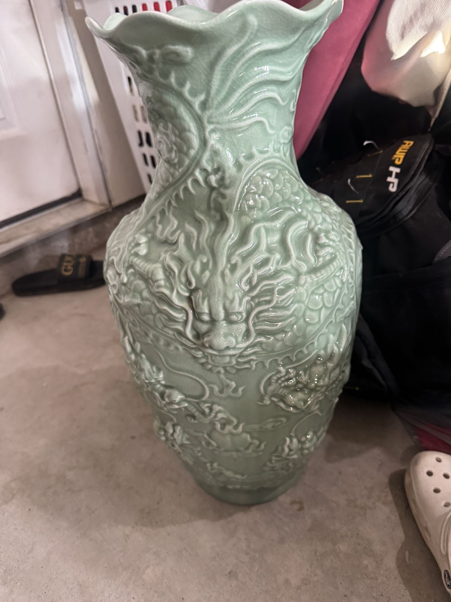Vintage Celadon Green Large Asian Floor Vase Ornate Dragones