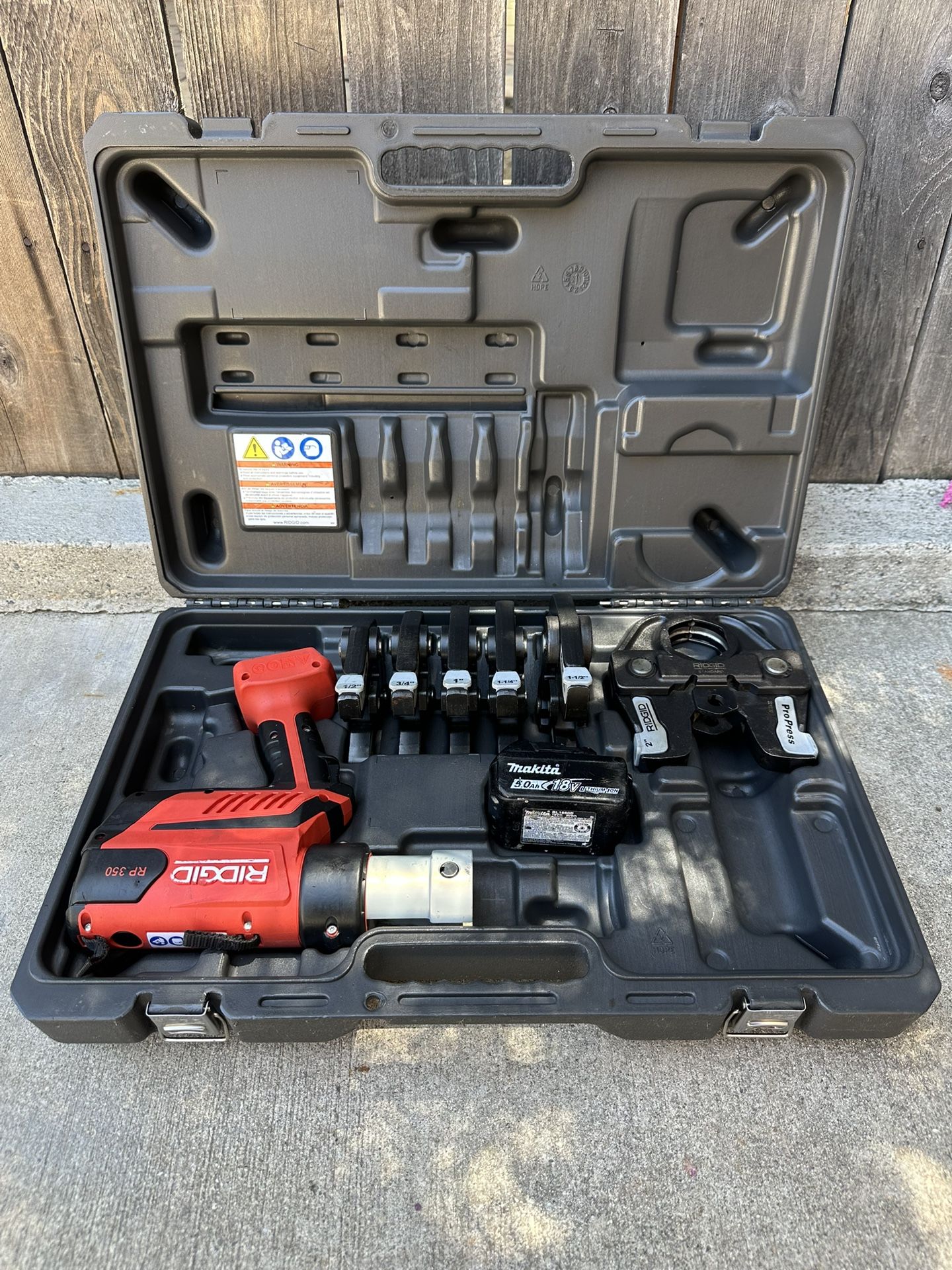 Ridgid RP 350 Press Tool Kit 1/2" to 2” w/ case & battery