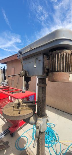 Heavy-Duty Drill press