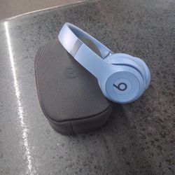 Beats Solo 4 Headphones 