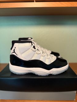 Size 9 Jordan 11 concords
