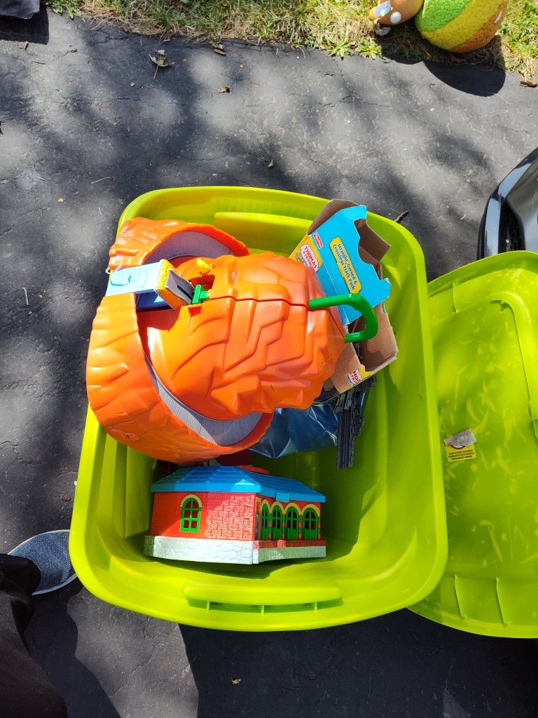 Thomas And Friends Lot