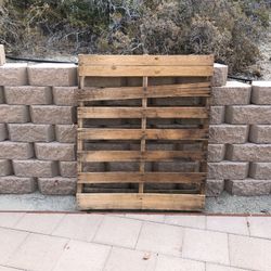 Wood Pallet FREE