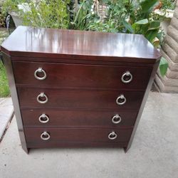  Wood Dresser In Nightstand In Drawers In Small Dressers In Great Condition Very Clean