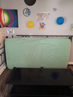 Twin bed