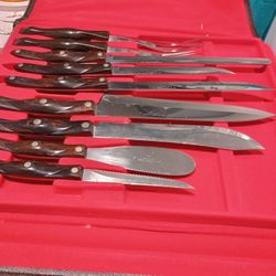 Cutco Knives Set