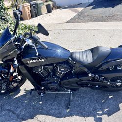 2022 Indian Scout Rogue Sixty