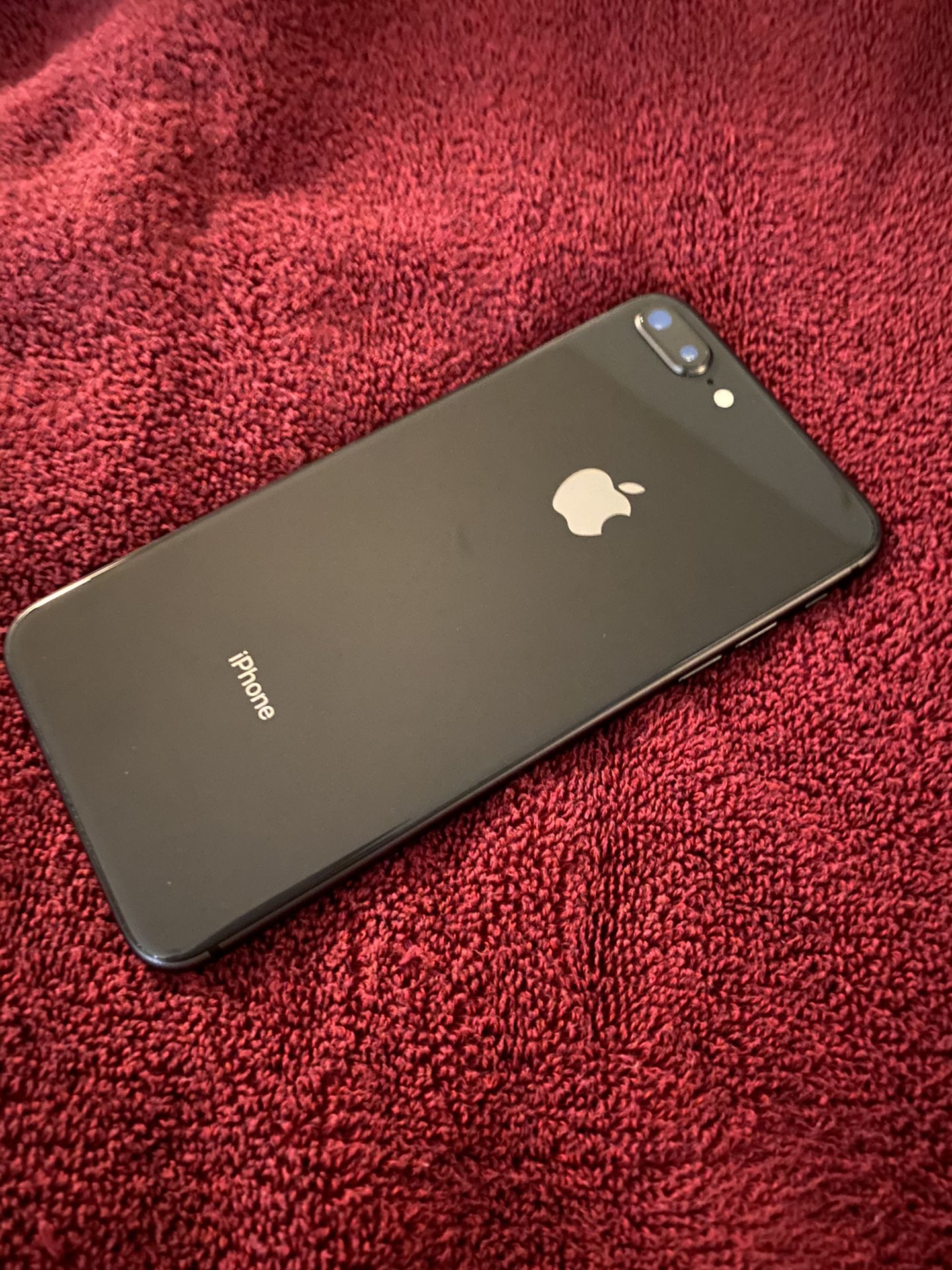 ****MAKE ME AN OFFER ;)***SPRINT~IPHONE 8 PLUS ~SPACE GRAY~64GB~PERFECT CONDITION~IOS 14~FIND MY IPHONE LOCK OFF~NO CHARGER/BOX~~~BEST OFFER SOLD ❤️😷