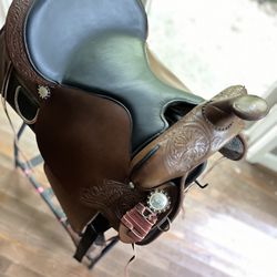 16”Circle Y High Horse Park and Trail Western Saddle