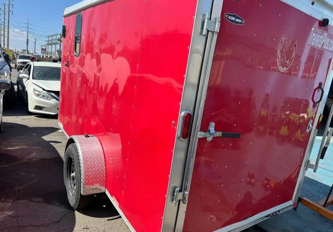 Trailer And RV Ready ! Perfect Opportunity For Business!
