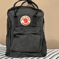 Black Kanken Backpack 