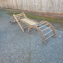 Pikler Triangle Climbing Set