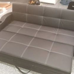 Futon Sofa W/Pull Out Bed & Cupholders