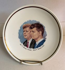 Vintage JFK President & RFK Senator Commemorative Plate Gold Trim 10”
