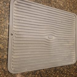 Large Gray Silicone Drying Mat / Hot Trivet with ribbed design approx 12x16"