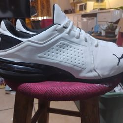 Men's Puma V I Z Runners Size 10.5 $30