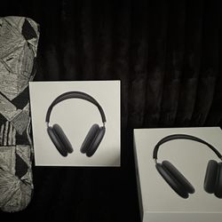 AirPod Maxes