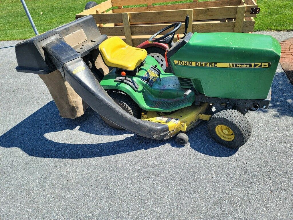 JOHN DEERE
