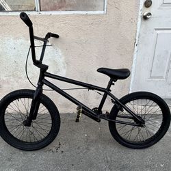 Cult Bmx Bike Needs Chain That’s It Odsy Hand Grips
