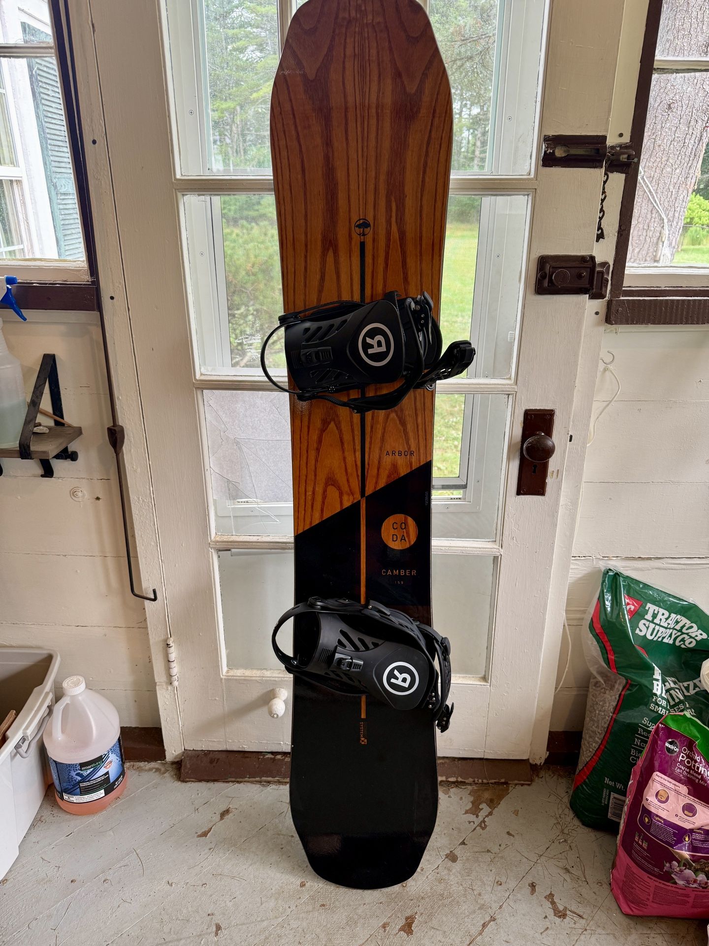 Snowboard — Arbor Coda Camber (159cm)