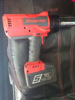 Impact gun