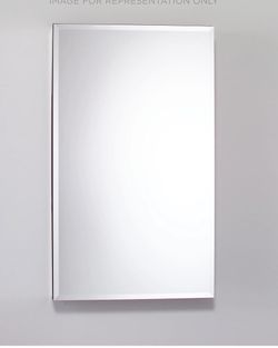NEVER USED: Robern MC2440D4FPL M Series Cabinet 24 W x 40 H New In Original Box