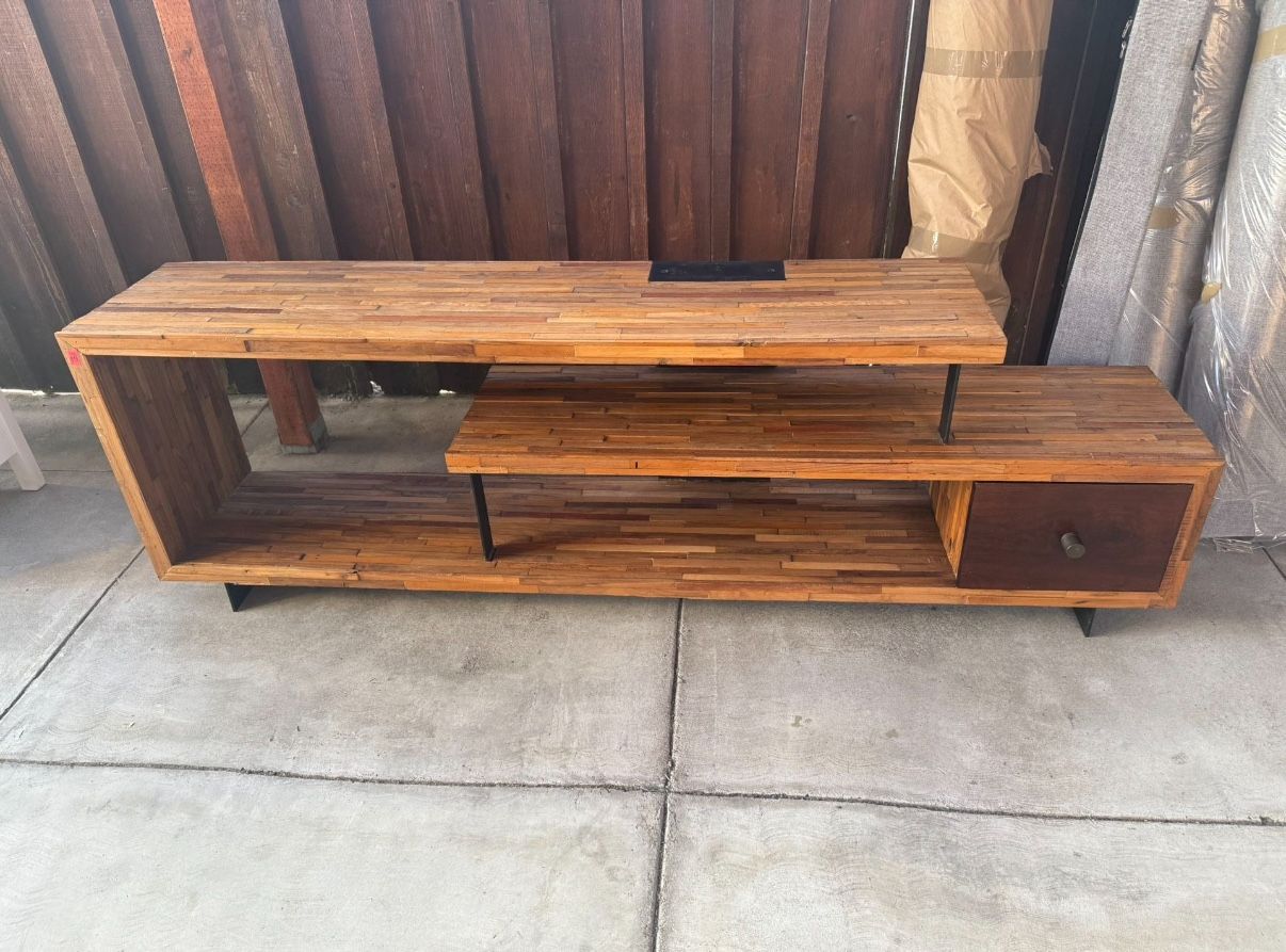 Four Hands Jonah Console Table – Reclaimed Wood