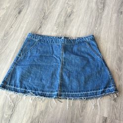 us Vero Moda denim raw hem jean skirt size large
