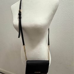 Michael Kors Signature Logo Wallet