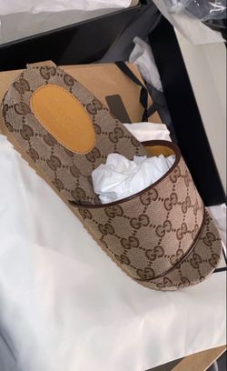 Gucci slides