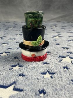 Snowman candle holder with yankee candle included