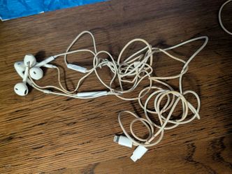 iPhone headphones