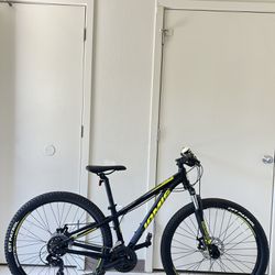 Jamis Trail X Mountain Bike 27.5”