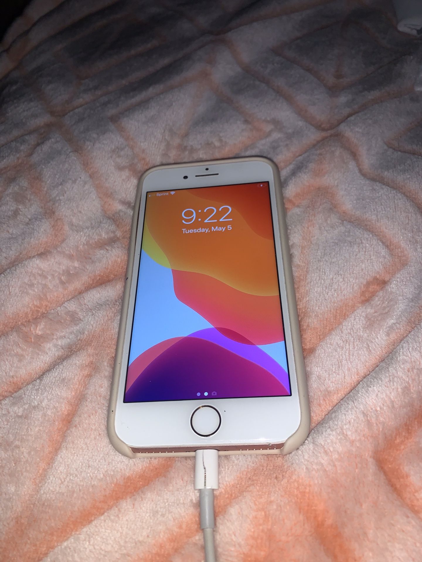 iPhone 7 brand new $200