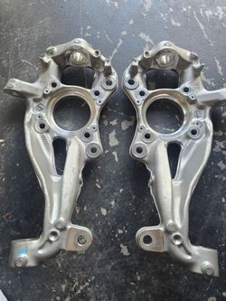 Front Knucles 2025 F150 4x4 5.0 Cayote