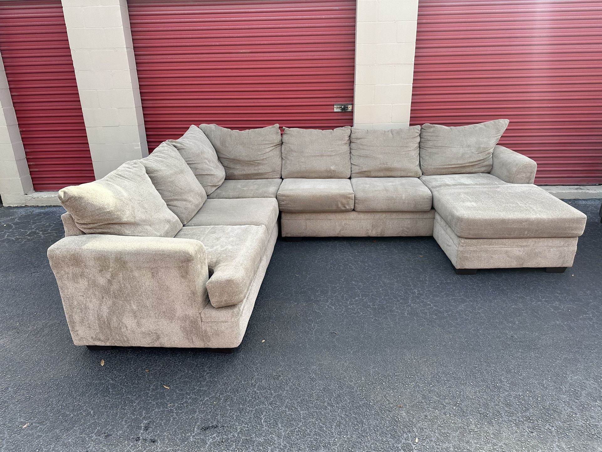 Comfy Nice Sectional Couch π₯π₯