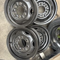 Nissan Hardbody Rims 