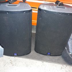 Turbo sound 2500 Watt Pre Amplified  Digital Concert Speaker 