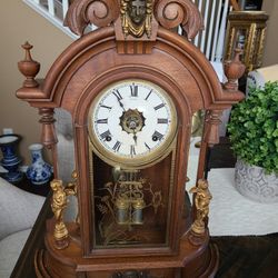 Chiming Clock