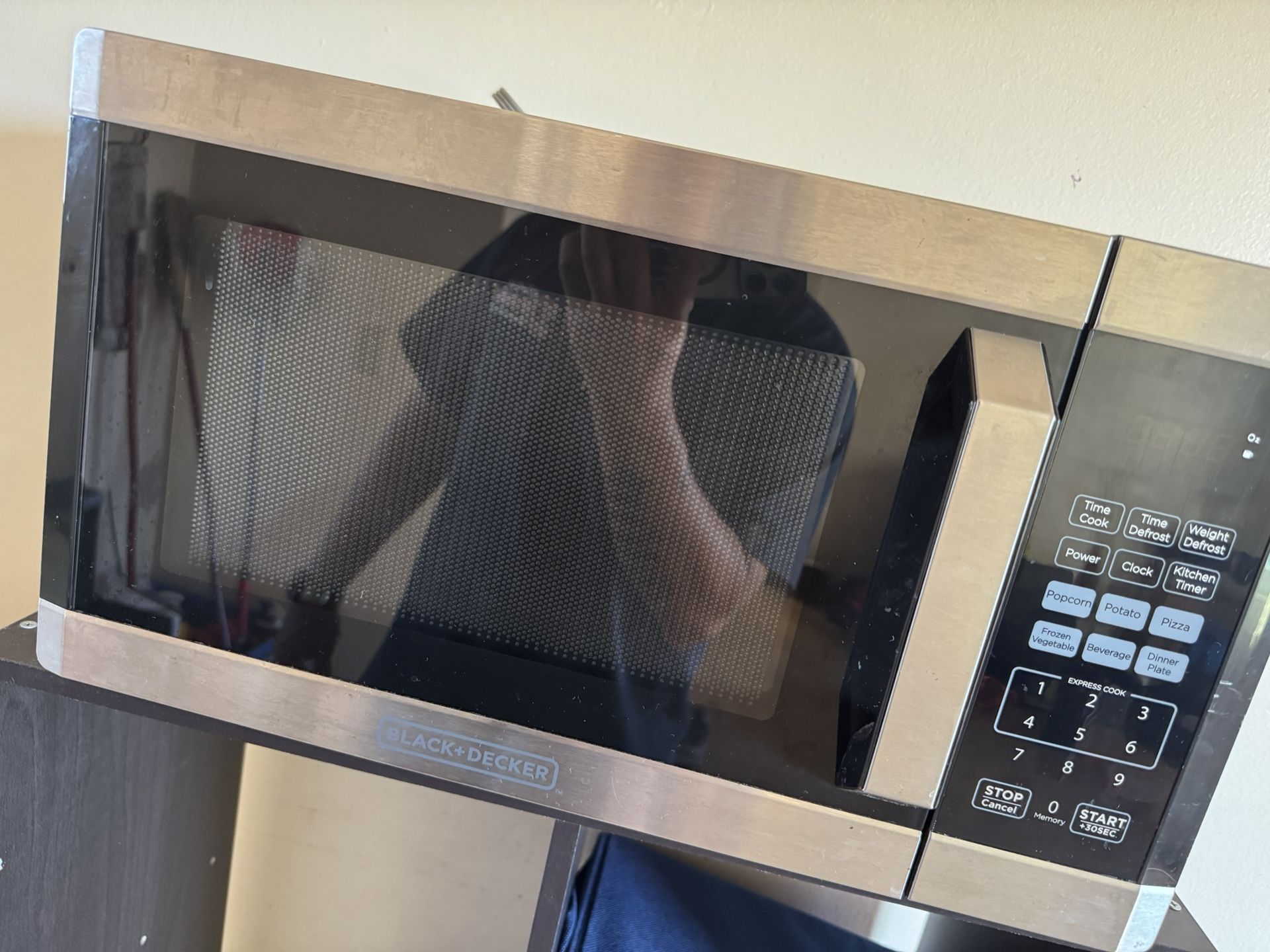 Black + Decker Microwave
